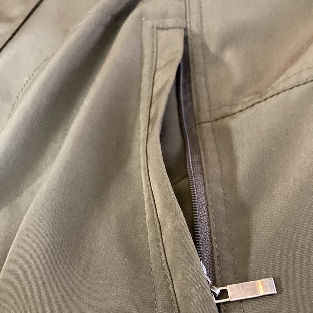Gallery Coat Women Size 1X Green Zipper & Snap Front Snap Cuffs
